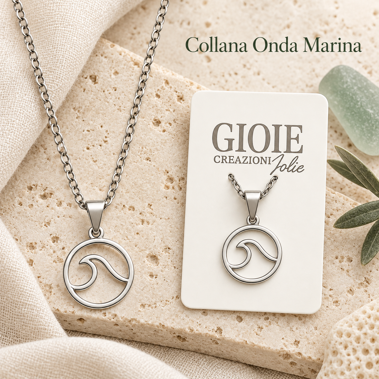 Collana Onda Marina 10 cm – Sorprese Bijouteria Nautica – immagine ambientata