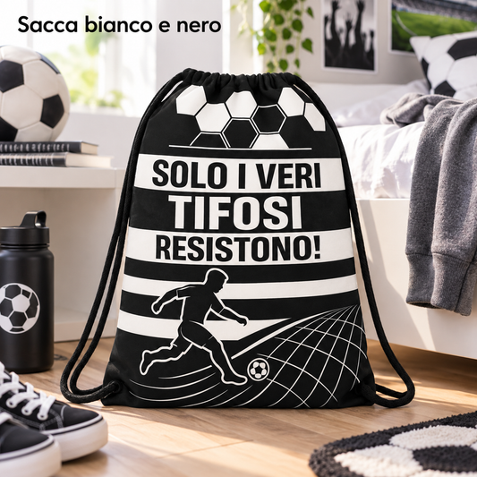 SACCA TEMPO LIBERO BIANCO NERO 42X35 – immagine ambientata