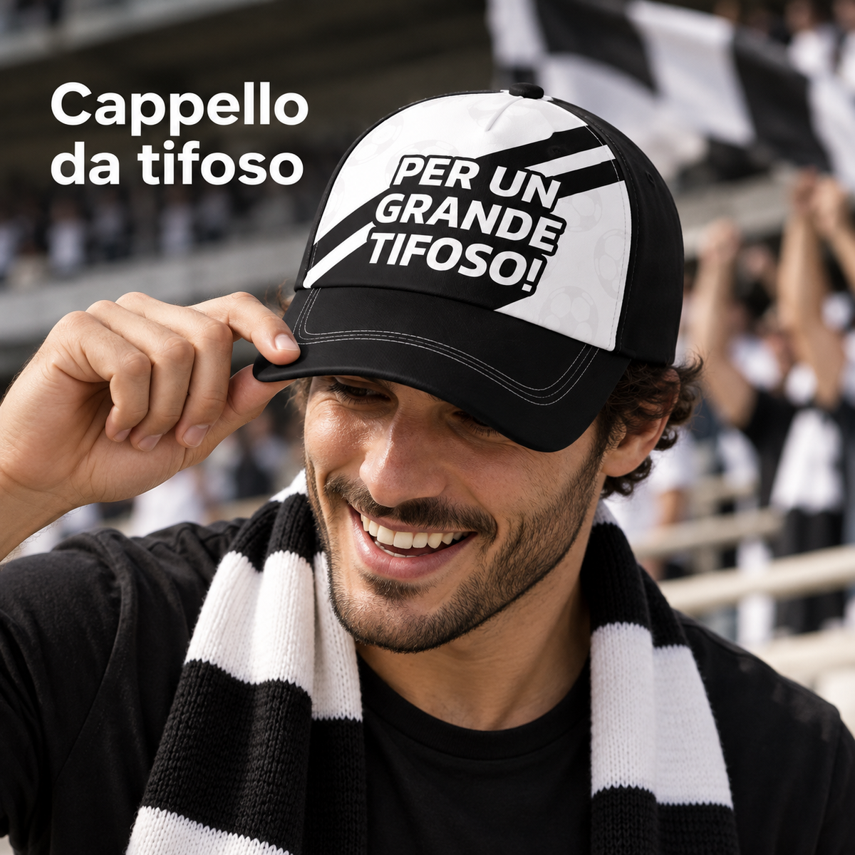 CAPPELLO C/VISIERA BIANCO NERO – immagine ambientata
