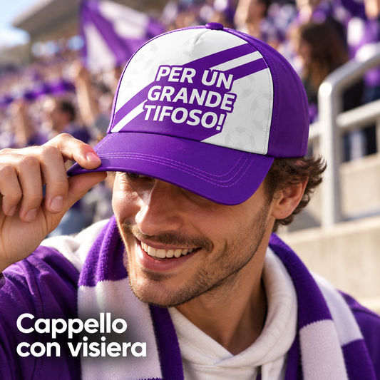CAPPELLO C/VISIERA VIOLA – immagine ambientata